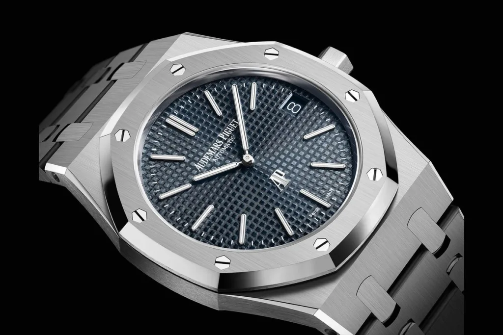 AP Royal Oak luxury replica watch with a unique outstanding design